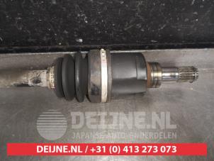 Suzuki Swift Aandrijfas links-voor O318477 foto 3