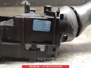 Toyota Prius Light switch O307374 photo 2