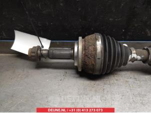 Toyota Prius Front drive shaft, left O318678 photo 2