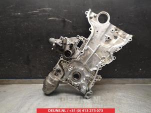 Gebruikte Distributiedeksel Toyota Corolla Verso Prijs € 75,00 Margeregeling aangeboden door V.Deijne Jap.Auto-onderdelen BV