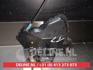 Daihatsu Sirion Türschlossmechanik 4-türig links vorne O279753 foto 2