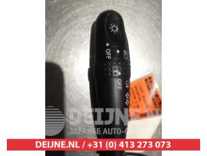 Daihatsu Sirion Licht Schakelaar O307132 foto 2