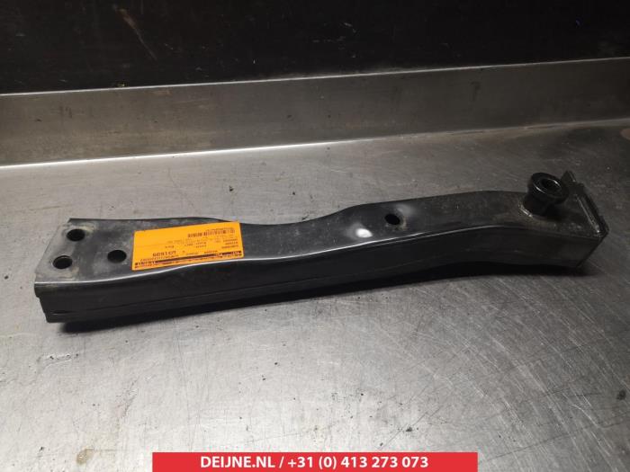 Gebruikte Subframe Nissan Qashqai (J11) 1.2 DIG-T 16V Prijs € 75,00 Margeregeling aangeboden door V.Deijne Jap.Auto-onderdelen BV