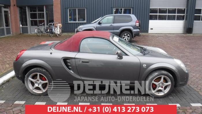 Toyota MR II Türscheibe 2-türig rechts O301997