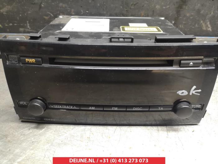 Toyota Prius Radio O313435