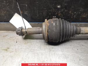 Toyota Auris Front drive shaft, left O318751 photo 2