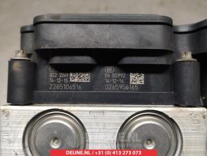 Nissan Pulsar ABS Pumpe O337659 foto 3