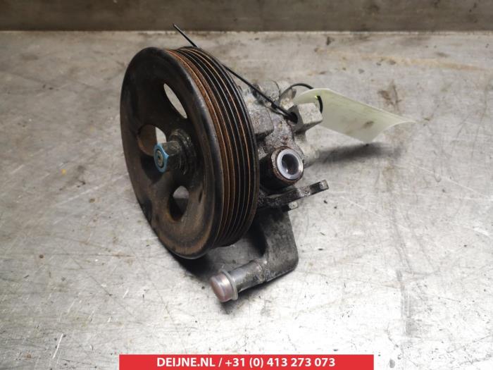Kia Sorento Power steering pump O331375
