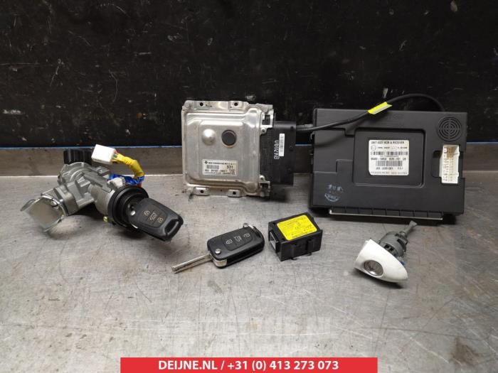 Kia Rio Slotenset Cilinder (compleet) O278229