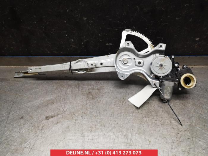 Toyota Verso Ruitmechaniek 4Deurs rechts-voor O277163