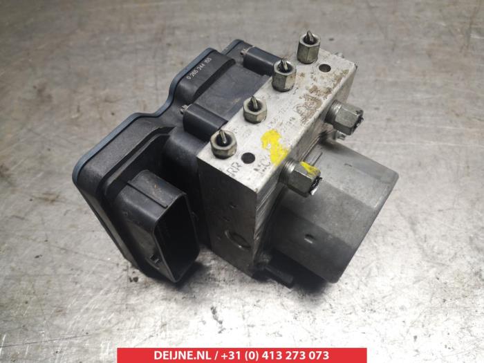 Nissan Pulsar ABS Pomp O337660