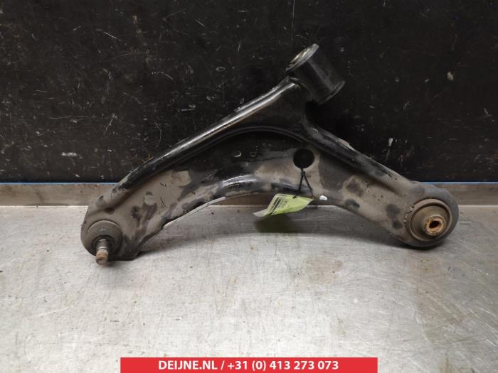 Suzuki Vitara Querlenker unten links vorne O381747