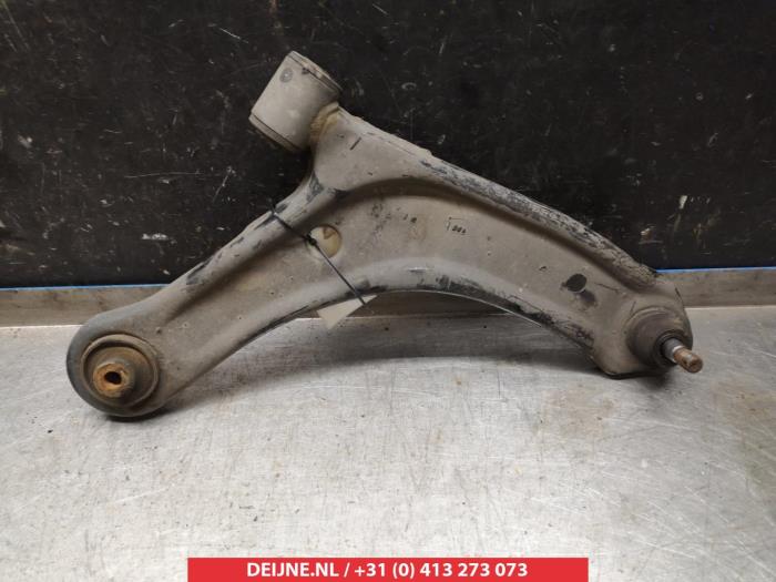 Suzuki Vitara Querlenker unten rechts vorne O382704