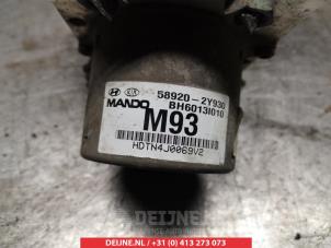 Gebruikte ABS Pomp Hyundai iX35 (LM) 1.6 GDI 16V Prijs € 50,00 Margeregeling aangeboden door V.Deijne Jap.Auto-onderdelen BV