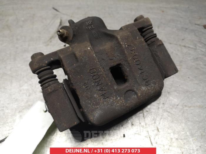 Hyundai Terracan Remklauw (Tang) links-achter O376070