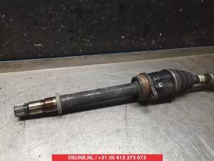 Toyota Avensis Front drive shaft, right O320100 photo 2