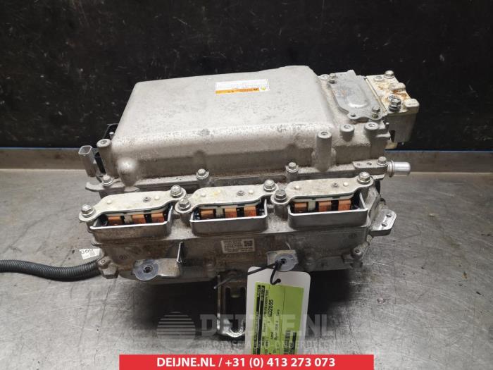 Toyota Rav-4 Inverter (Hybrid) O385339