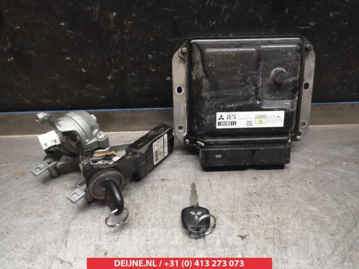 Mitsubishi Outlander Computer Motormanagement O344999