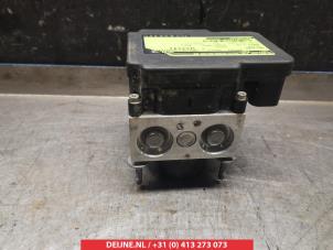 Toyota Yaris ABS Pomp O338640 foto 2