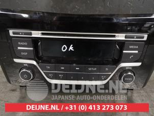Gebruikte Radio Nissan Qashqai (J11) 1.2 DIG-T 16V Prijs € 150,00 Margeregeling aangeboden door V.Deijne Jap.Auto-onderdelen BV