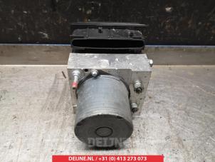 Toyota Verso ABS pump O338626 photo 2