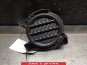 Gebruikte Bumper Rooster Toyota Aygo (B10) 1.0 12V VVT-i Prijs € 15,00 Margeregeling aangeboden door V.Deijne Jap.Auto-onderdelen BV