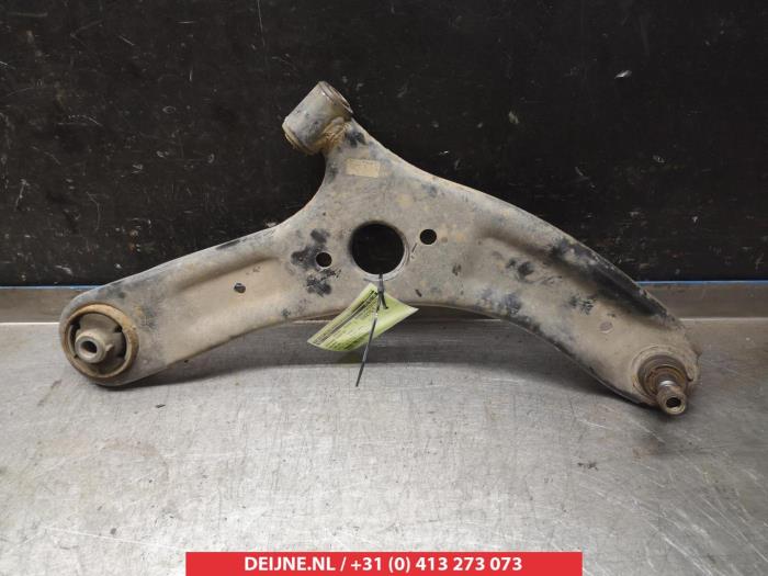 Hyundai I20 Draagarm onder rechts-voor O382101