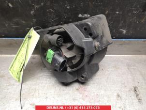 Mazda 3 Mistlamp links-voor O267743 foto 2