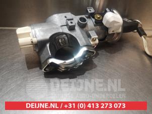 Subaru Legacy Ignition lock + key O335219 photo 2