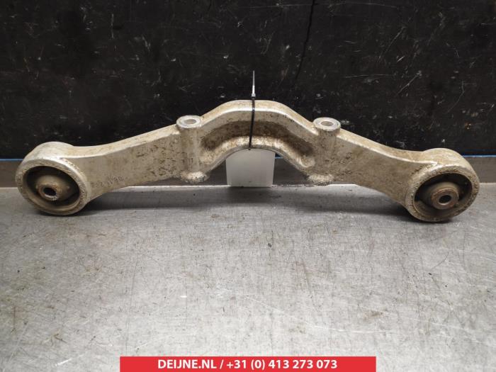 Mitsubishi Pajero Steun (diversen) O263542
