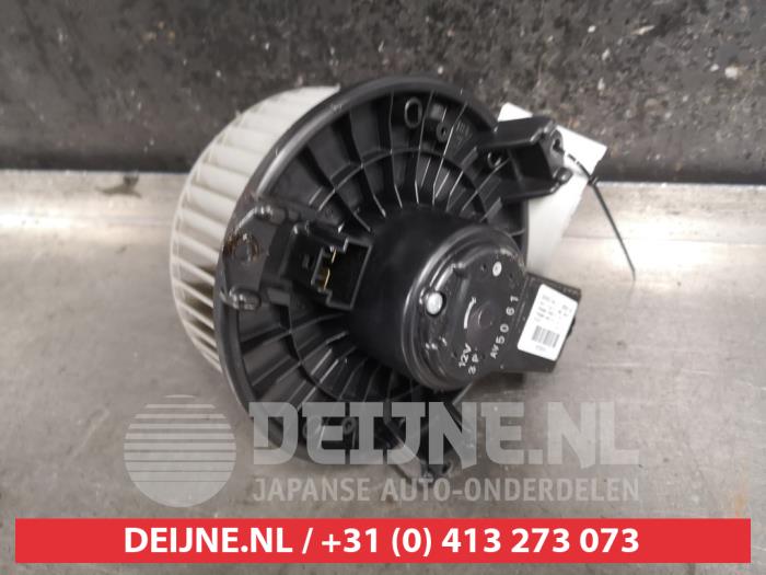 Honda CR-V Kachel Ventilatiemotor O367282