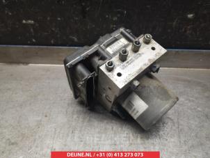 Honda CR-V ABS Pomp O338184 foto 3