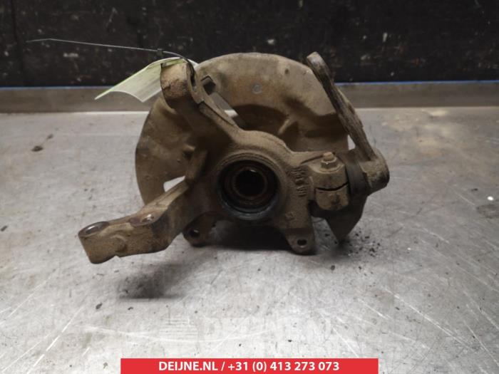 Kia Shuma Achsschenkel rechts vorne O323641