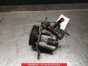 Nissan Micra Lenkkraftverstärker Pumpe O331084 foto 2
