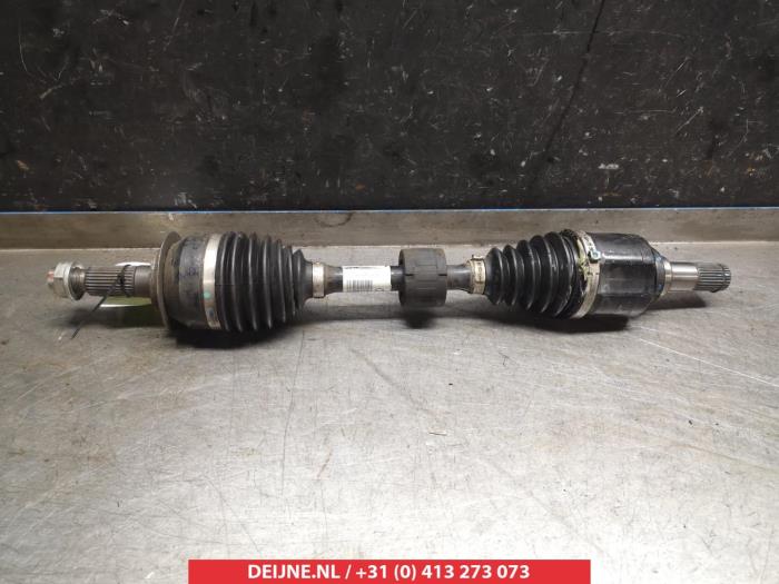 Suzuki SX-4 Antriebswelle links vorne O318532