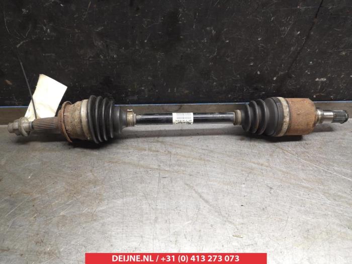 Suzuki Swift Antriebswelle links vorne O318503