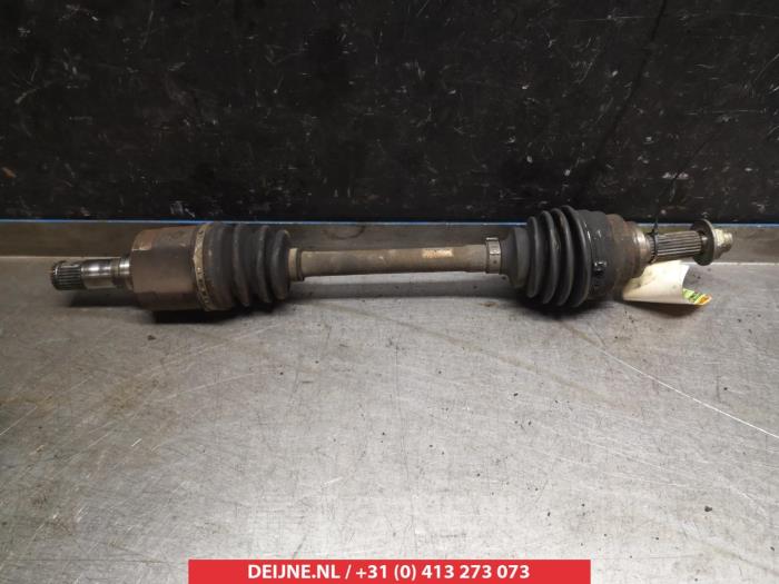Kia Rio Aandrijfas links-voor O317892