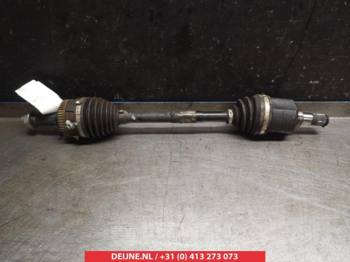 Kia Sportage Aandrijfas links-voor O318004