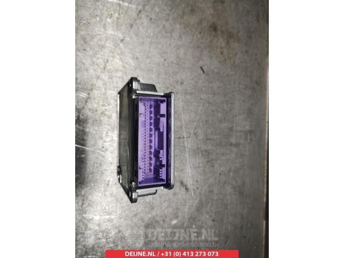 Kia Sorento Airbag Module O303050