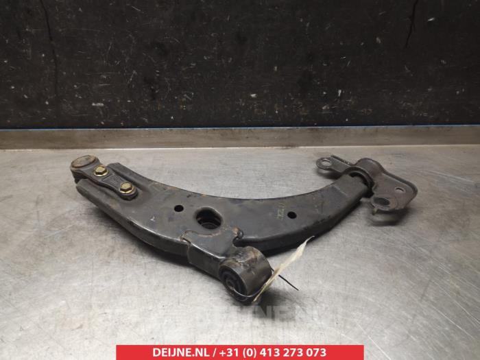 Kia Shuma Querlenker unten links vorne O381312