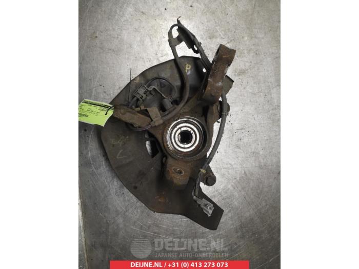 Lexus RX Achsschenkel links vorne O322735