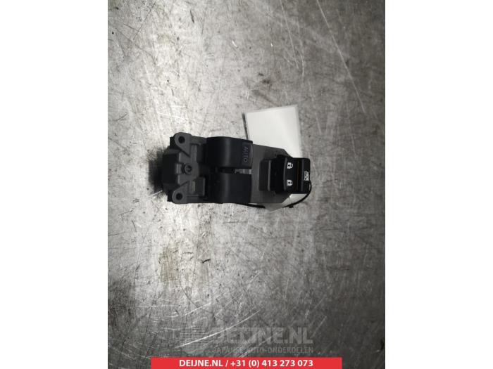 Toyota Yaris Combischakelaar ramen O312531