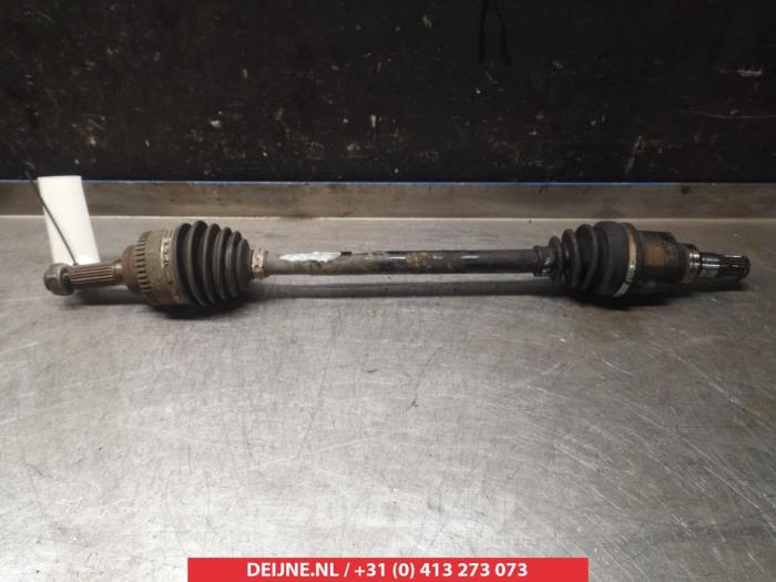 Nissan Pixo Aandrijfas links-voor O317758