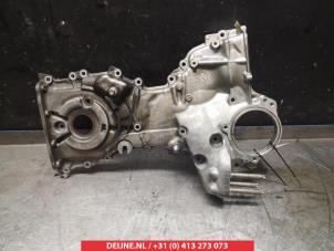 Gebruikte Distributiedeksel Mazda 6 SportBreak (GJ/GH/GL) 2.0 Skyactiv G 145 16V Prijs € 75,00 Margeregeling aangeboden door V.Deijne Jap.Auto-onderdelen BV