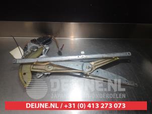 Toyota Landcruiser Ruitmechaniek 4Deurs links-voor O276085 foto 2