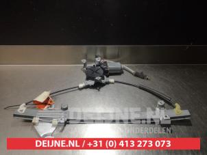 Nissan Almera Ruitmechaniek 4Deurs rechts-voor O276576 foto 2