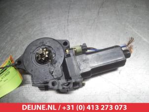 Hyundai Trajet Raammotor Portier O292073 foto 2