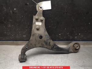Hyundai I30 Front lower wishbone, right O382129 photo 2