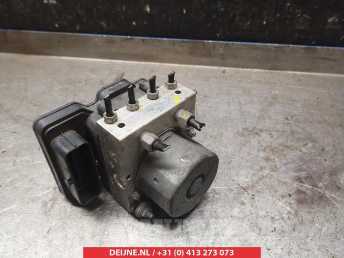 Nissan Pulsar ABS Pumpe O337661