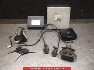 Nissan Primera Engine management computer O344495 photo 3